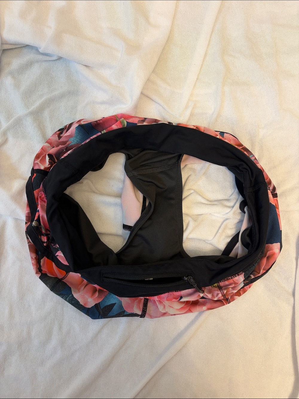 Lululemon Speed Shorts floral pattern - Picture 4 of 4